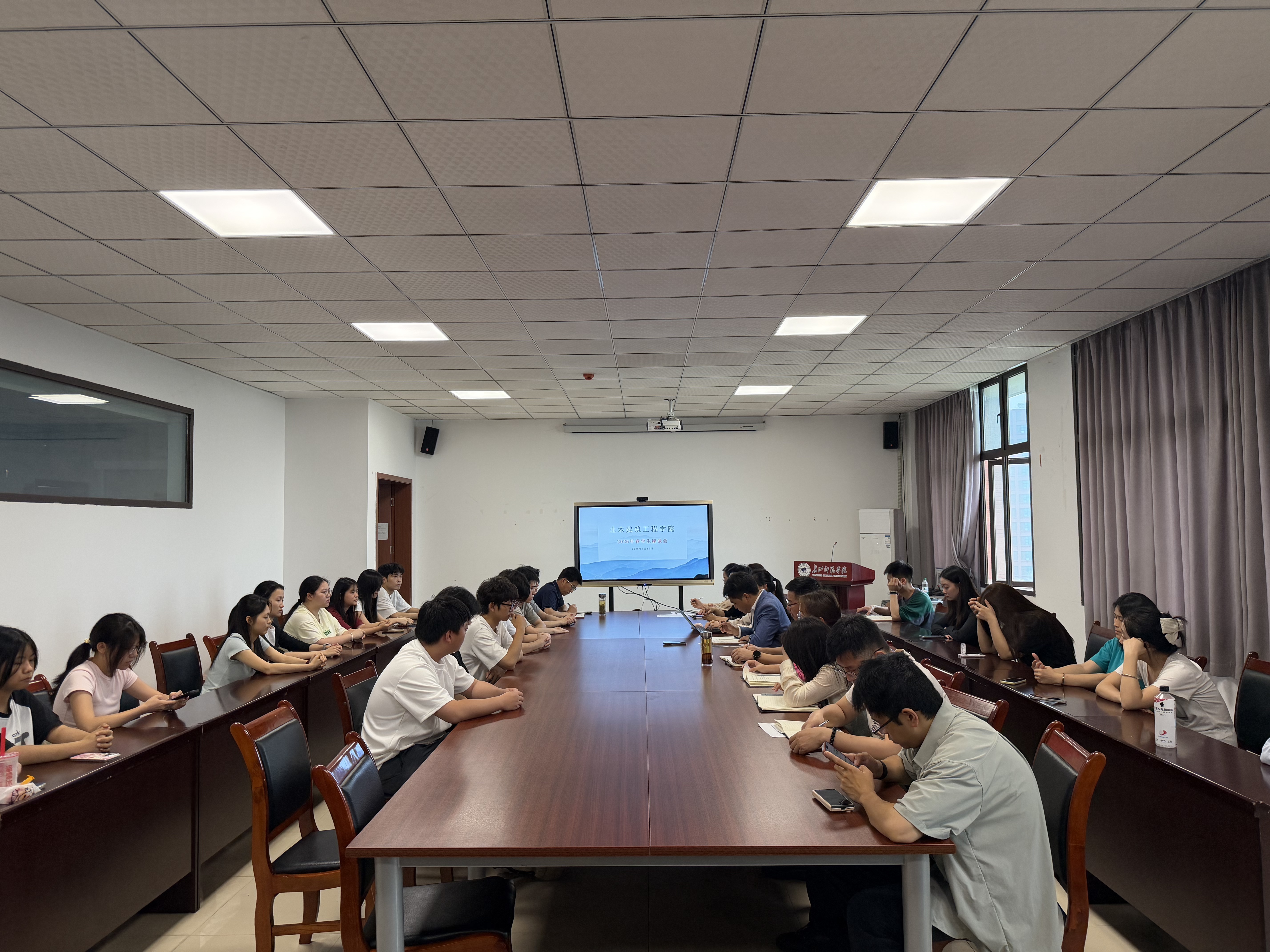 土建学院举行2026年春期学生...